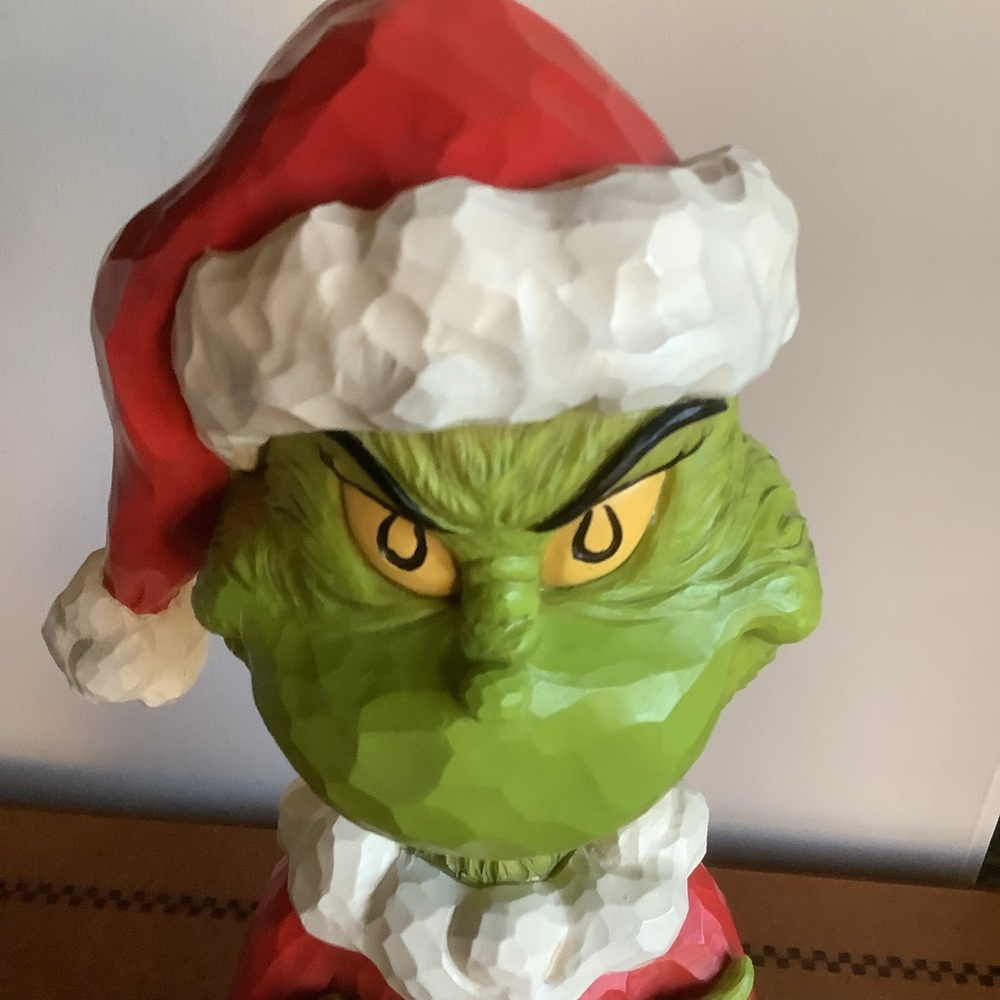 Large Jim Shore Grinch Christmas Figurine with Santa Hat - Picture 13 of 16